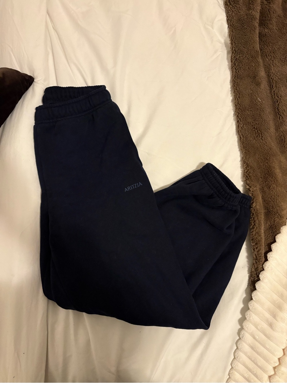 Aritzia Navy Admiral Sweat Joggers